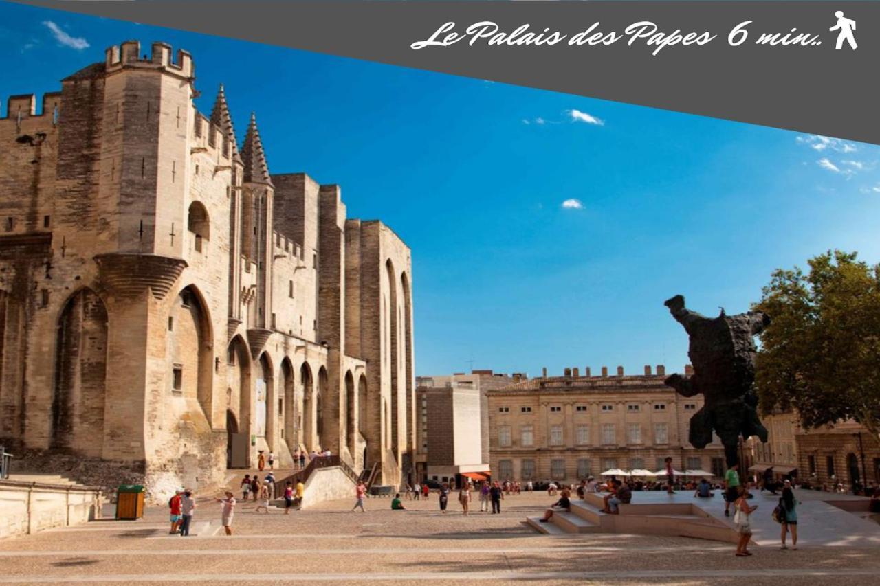 Le Chapeau Rouge Au Coeur Du Centre Historique Avignon Exterior photo